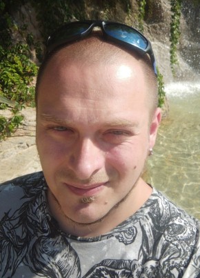 Кирилл, 35, Россия, Москва