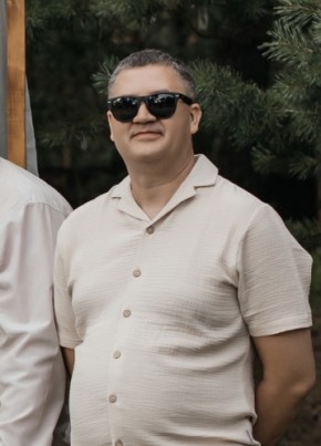 Дмитрий из Ярославли 45 лет