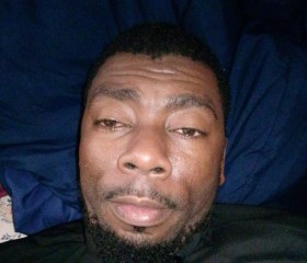 Francky, 33, Lowell