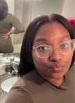 Livi shyly, 29  , Saint Louis