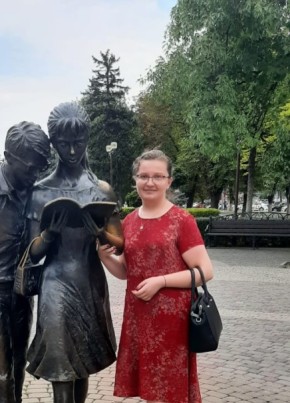 Алена, 21, Россия, Владикавказ