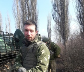 Олег, 40 лет, Київ
