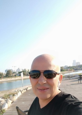 Edmond, 58, מדינת ישראל, רמת גן