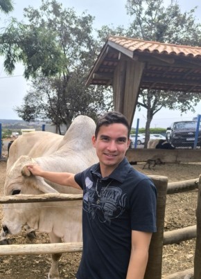Vcjfhu vc CV из Aparecida de Goiânia 18 лет