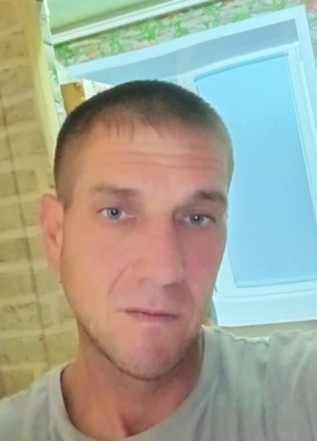 Александр, 45, Россия, Икряное