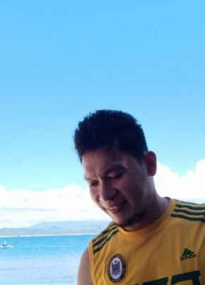 Rey, 36, Pilipinas, Lungsod ng Naga