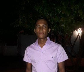 Chago, 22, Villanueva (La Guajira)