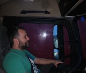 Aleksandr, 30, Odense