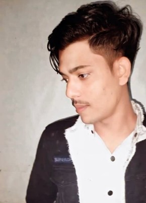 Nitin Kumar, 22, India, Delhi