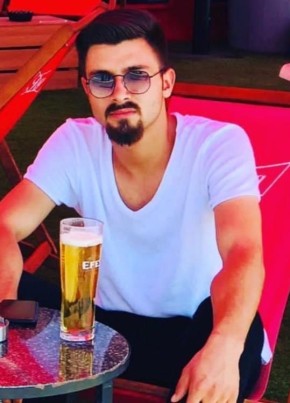 Duran, 20, Turkey, Sultangazi