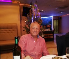 Aleksey, 59, Omsk