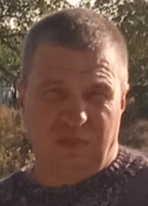 Сергей из Саратова 51 год