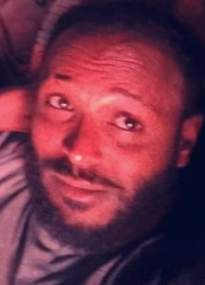 Muktar Bedr, 37, Yemen, Sanaa