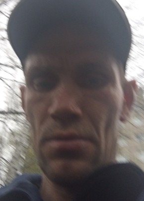 Максим из Екатеринбурга 43 года