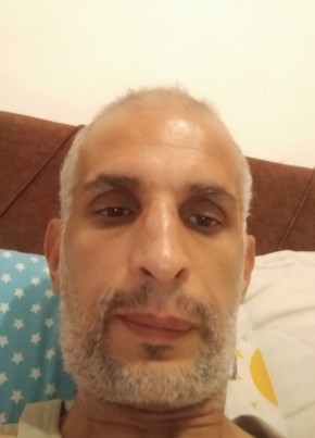 Zouaoul, 45, People’s Democratic Republic of Algeria, Ouled Mimoun