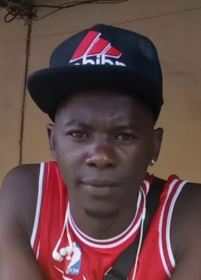 Fode Diallo, 27, République de Guinée, Fria