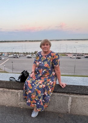 Елена из Екатеринбурга 64 года