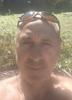 Андрей из Луховицы 63 года