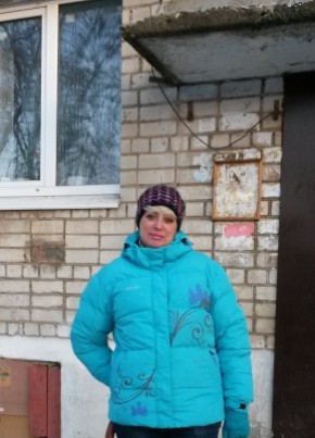 Люба, 58, Россия, Заволжье