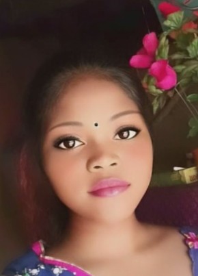 Piriya kumari, 25, India, Chennai