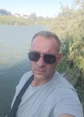Иван из Соснового Бора 32 года