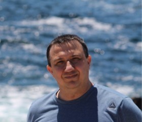 Dmitriy, 52, Halifax