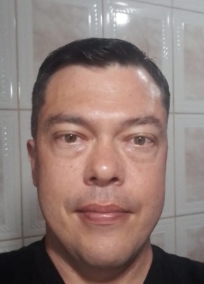 Eduardo Moraes, 37, República Federativa do Brasil, Passo Fundo