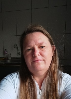 Rosane Wagner из Irati 44 года