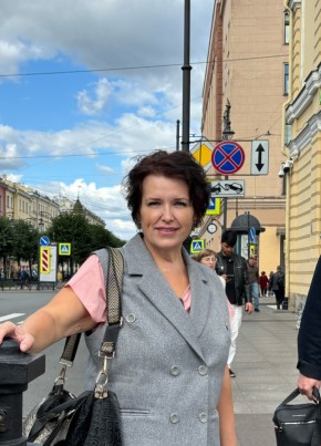 Юлия из Мурманска 49 лет