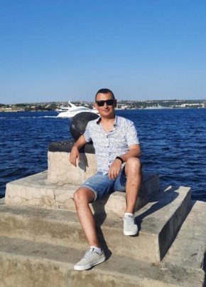 Dmitrii, 39, Россия, Севастополь