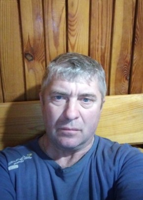 Максим из Искитима 49 лет