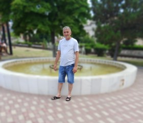 Yakub, 18, Nizhnegorskiy