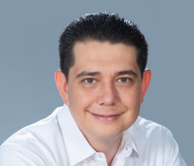 Roberto, 49, Tegucigalpa