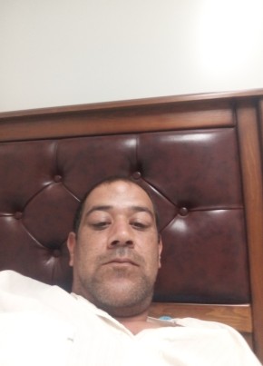 احمد , 43, People’s Democratic Republic of Algeria, Hassi Messaoud