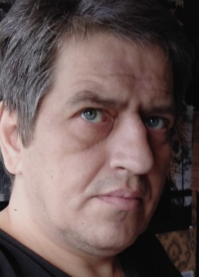 Михаил из Пскова 52 года
