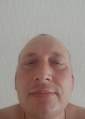 Юрий из Волгограда 43 года