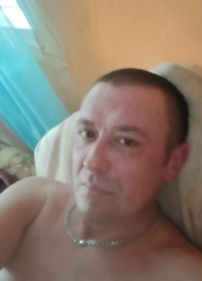viner Мустафин из Альшеево 41 год