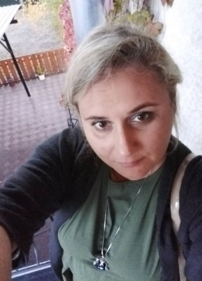Елена, 41, Україна, Черкаси
