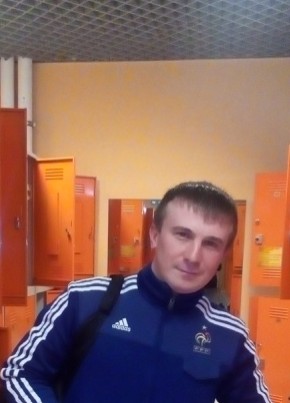 Максим, 36, Россия, Гатчина
