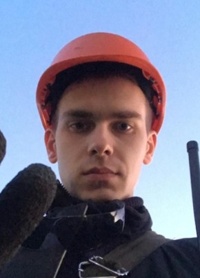 Виталий из Павлодара 24 года