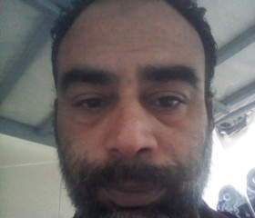 احمد, 42, Khawr Fakkan