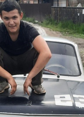 Александр, 20, Россия, Усть-Илимск