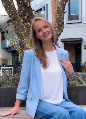 Lana из Stockton 35 лет