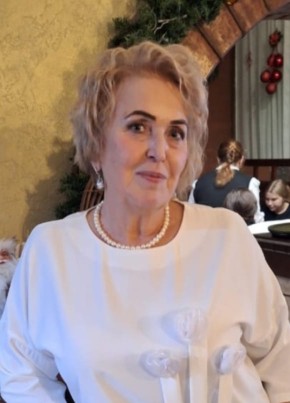 Зоя из Острова 65 лет