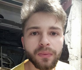 عبودة, 22, Istres
