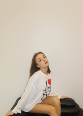 Кристина из Кириллова 24 года