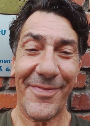 Edoardo из Arezzo 57 лет