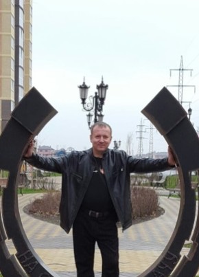 Андрей, 49, Россия, Балаково