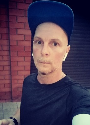 Максим, 40, Россия, Ейск