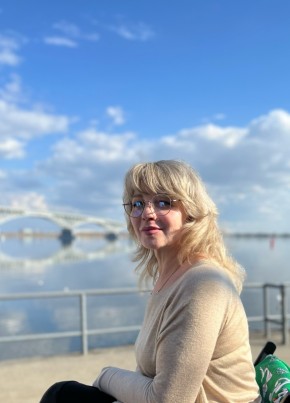 Татьяна, 52, Россия, Саратов